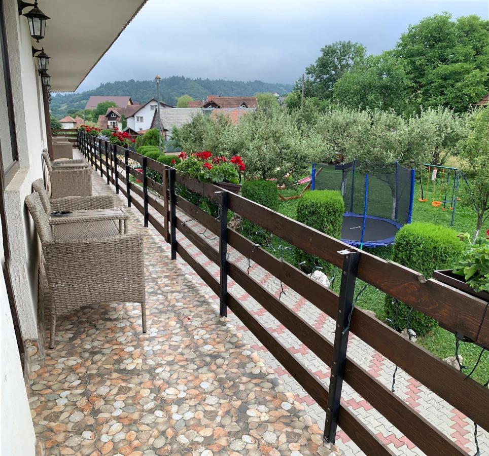 Hotel Vila Mogan Moieciu de Jos Zewnętrze zdjęcie