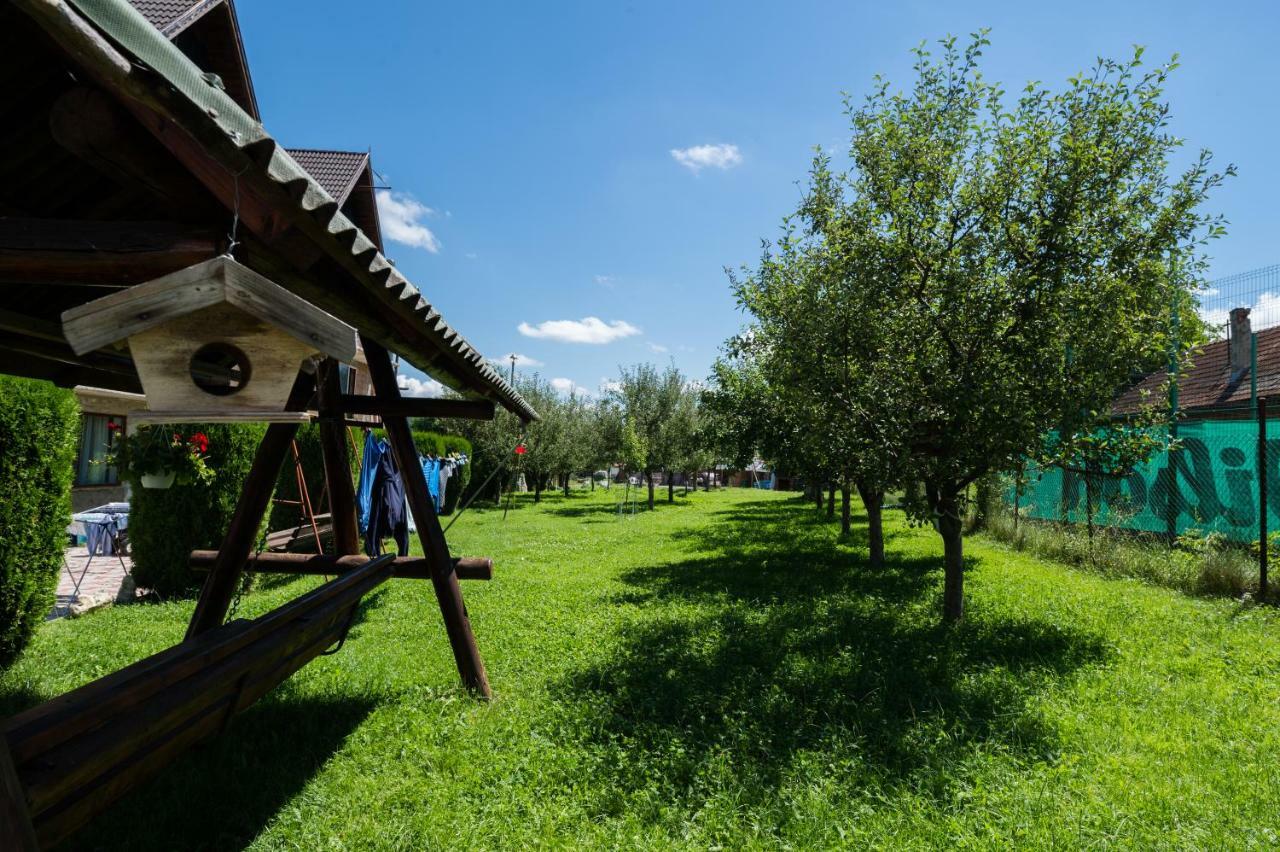 Hotel Vila Mogan Moieciu de Jos Zewnętrze zdjęcie