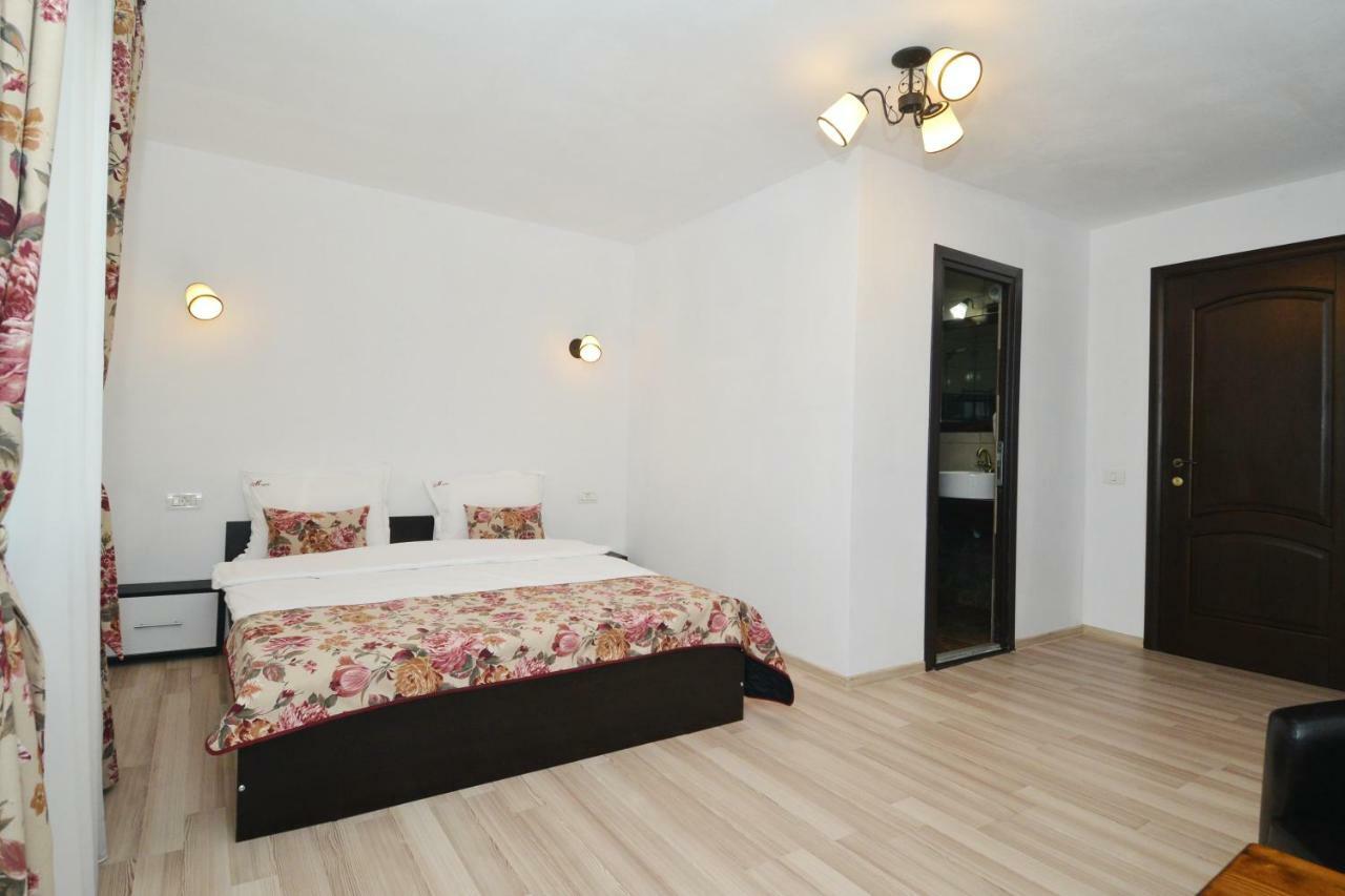 Hotel Vila Mogan Moieciu de Jos Zewnętrze zdjęcie